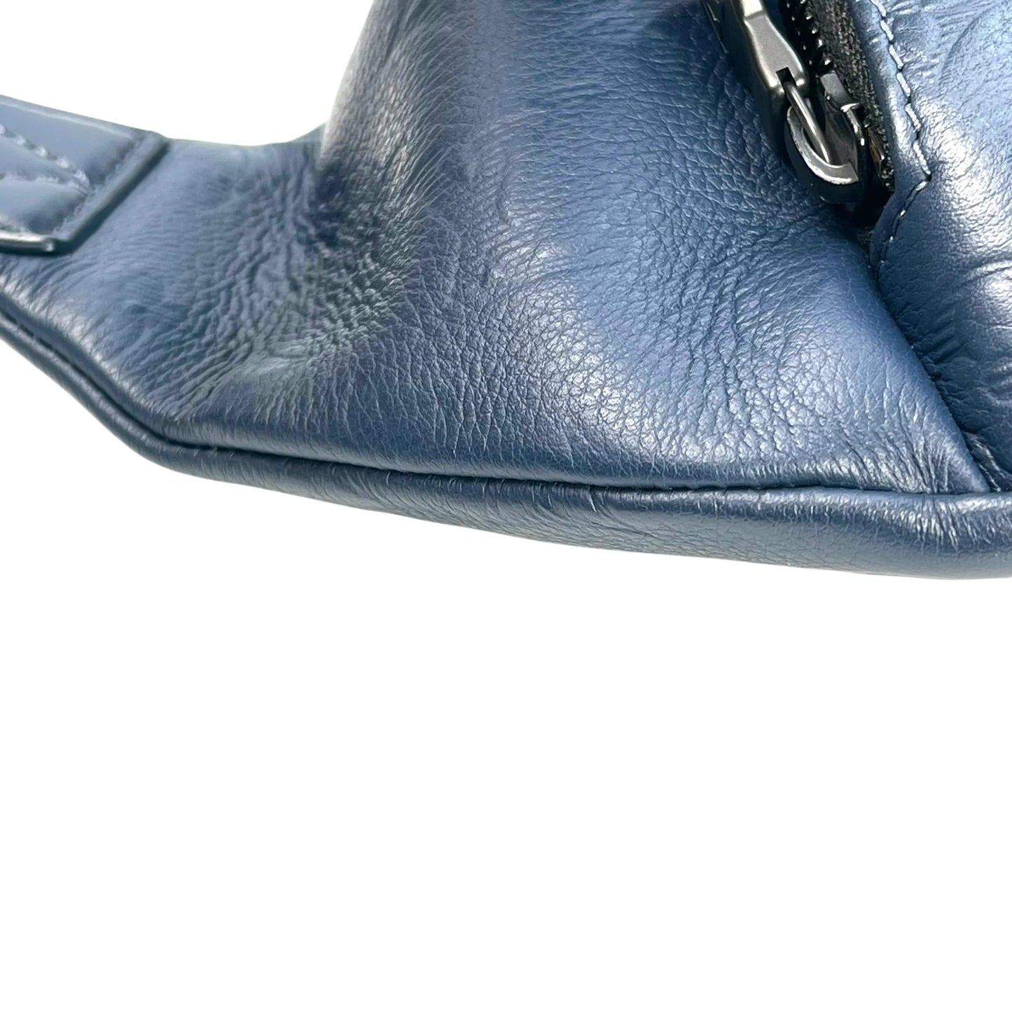 Louis Vuitton Monogram Shadow Discovery Bum Bag Body Bag - Navy