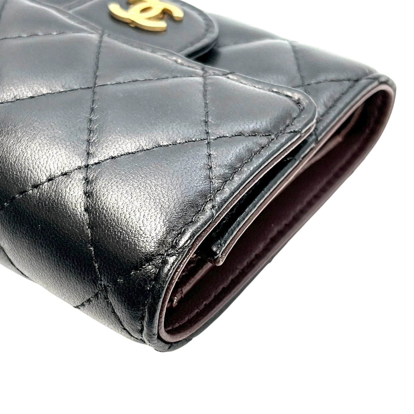 CHANEL Matelasse Classic Flap Compact Wallet Lambskin - Black