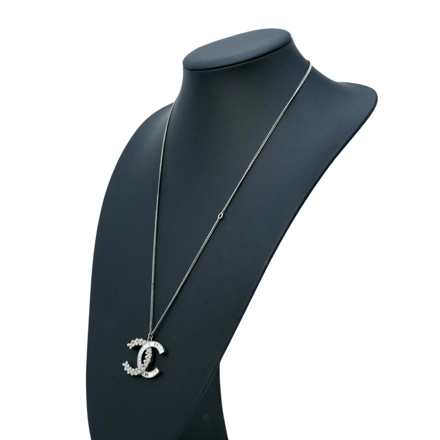 CHANEL CC Logo Chain Necklace - Gold Plated