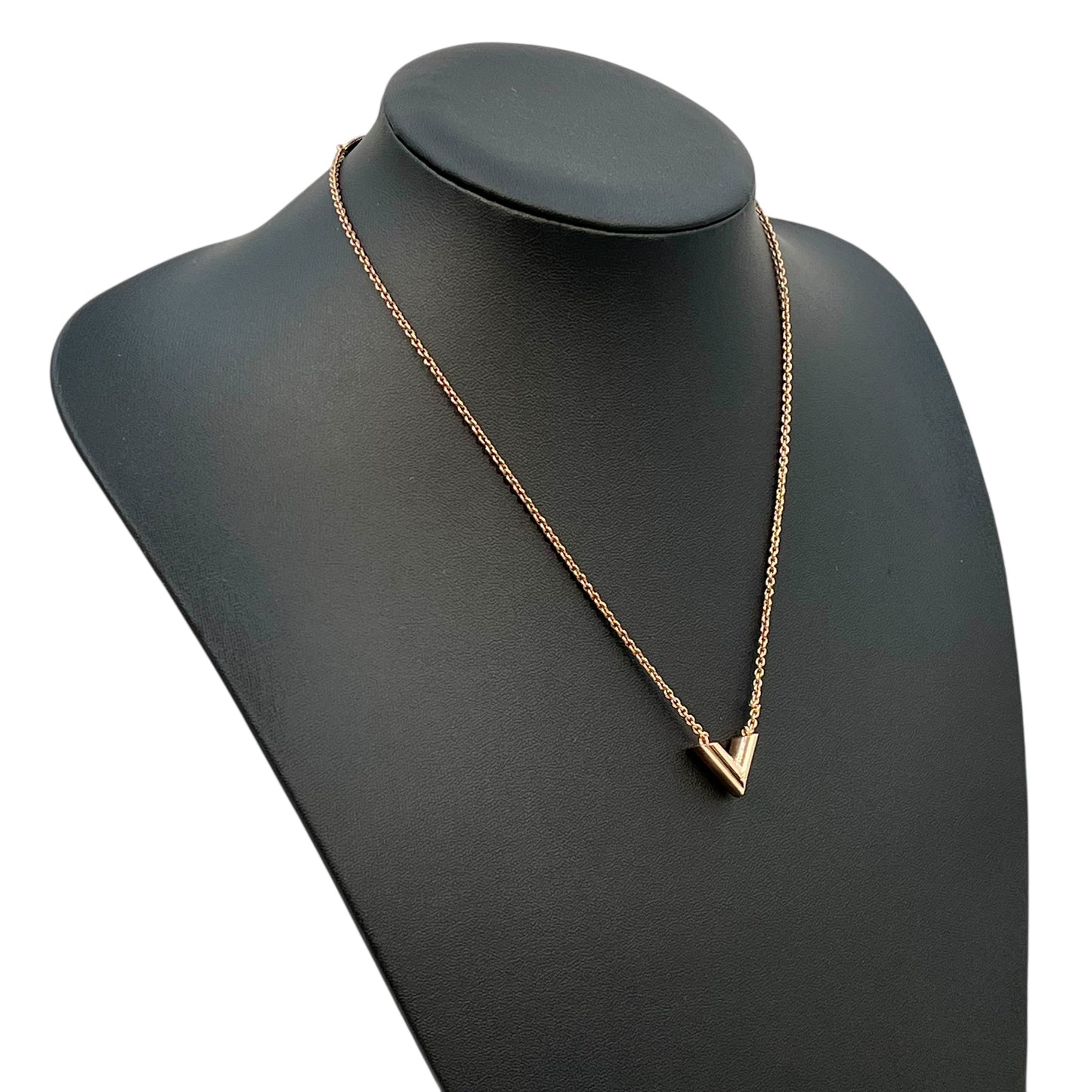 Louis Vuitton Essential V Necklace Rose Gold