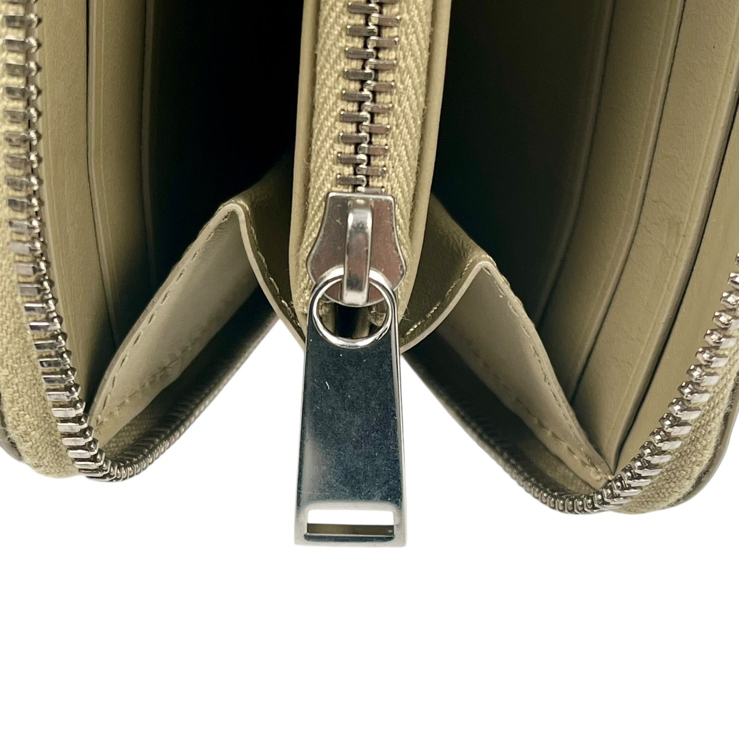 Bottega Veneta Maxi Intrecciato Zip Around Long Wallet - Beige