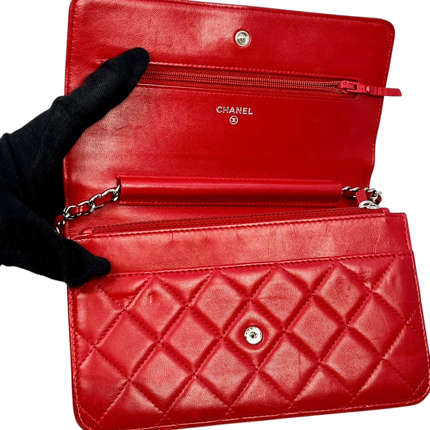 CHANEL Matelasse Chain Wallet Shoulder Bag - Red