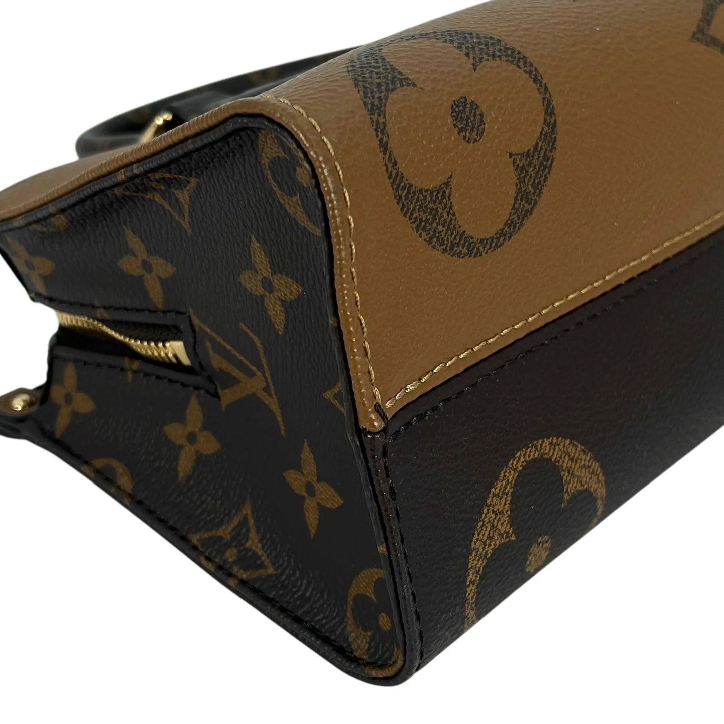 Louis Vuitton Monogram Reverse On The Go EW - Brown