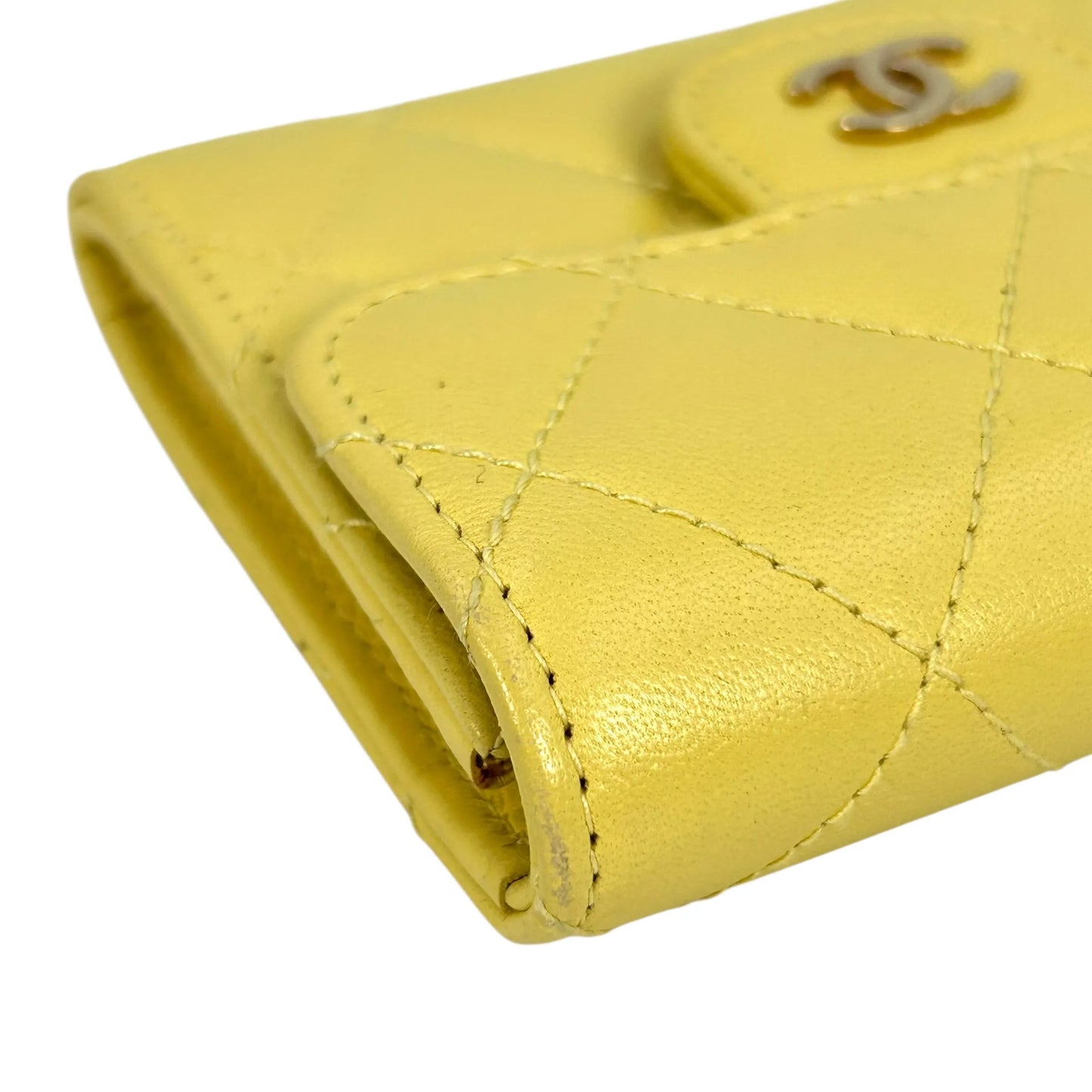 CHANEL Matelasse Classic Flap Lambskin Coin Case - Yellow