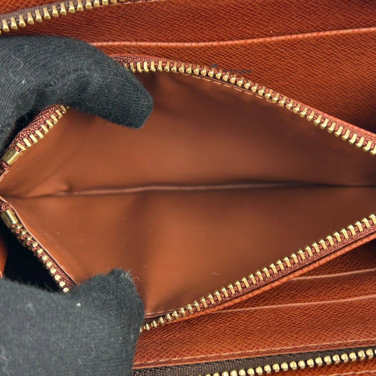 Louis Vuitton portemonezippe