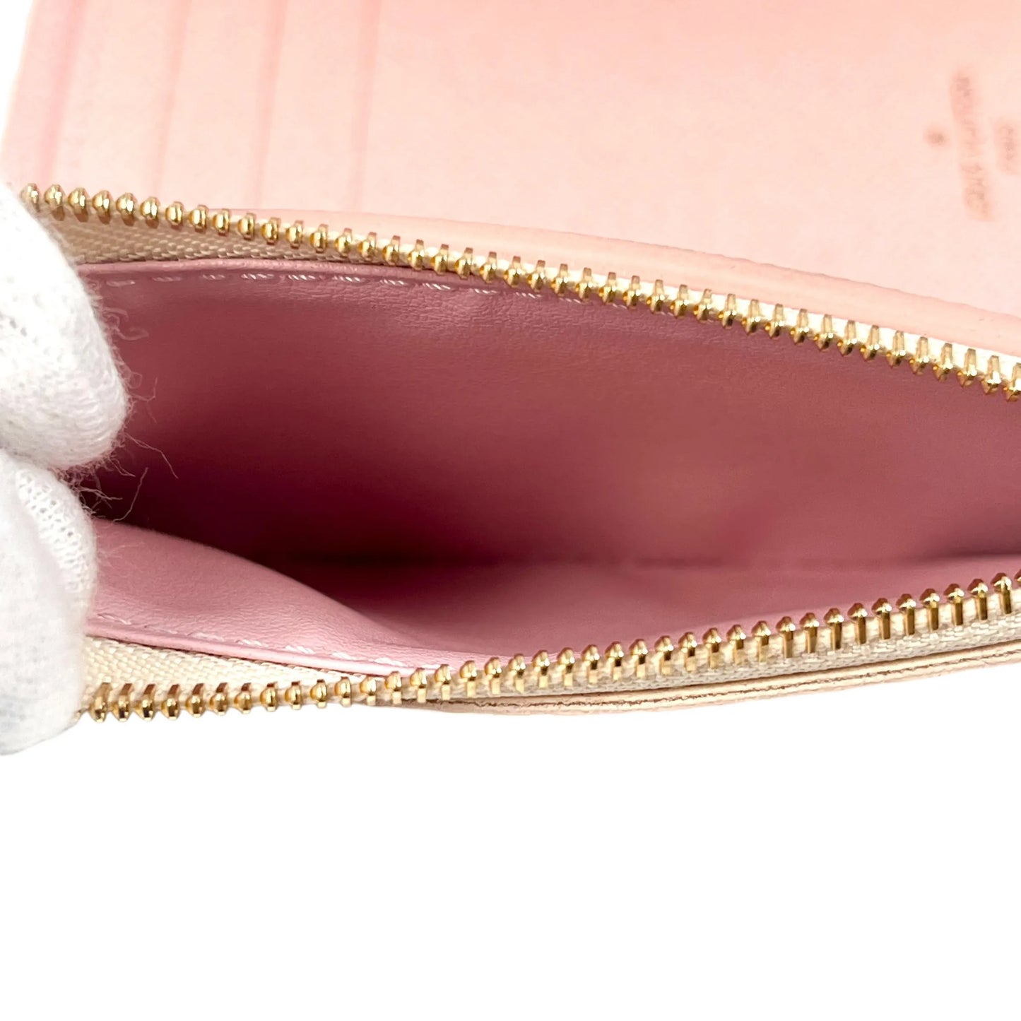 Louis Vuitton Damier Portefeuille VIctorine Compact Wallet - White