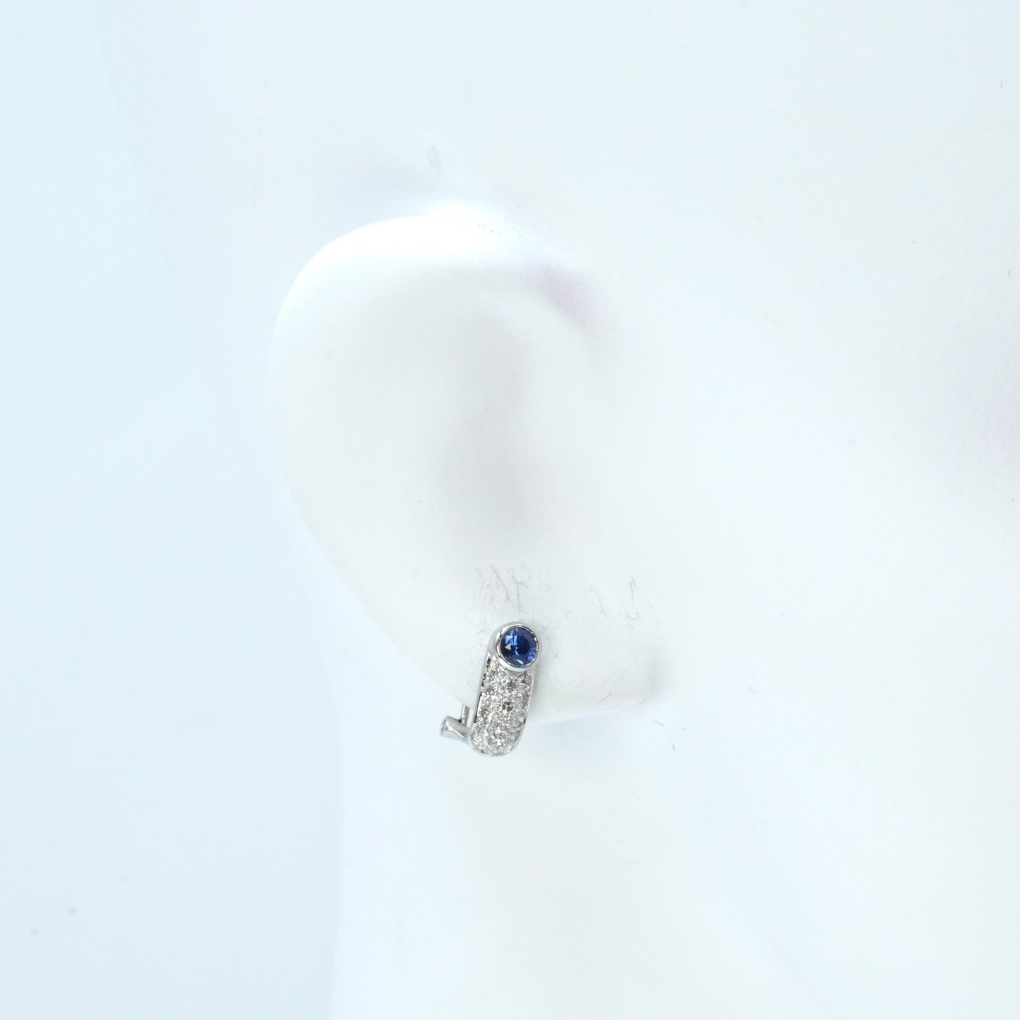 Sapphire Platinum Earring Pt900