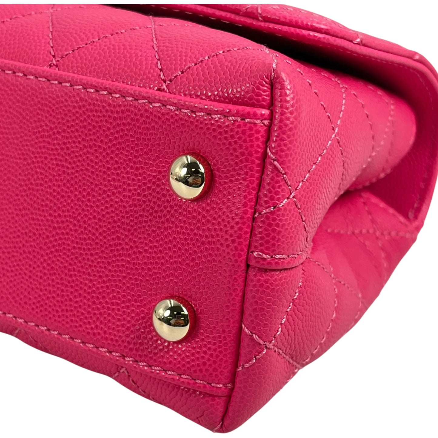 CHANEL Coco Handle 19XXS Caviar Skin Hand Bag - Pink