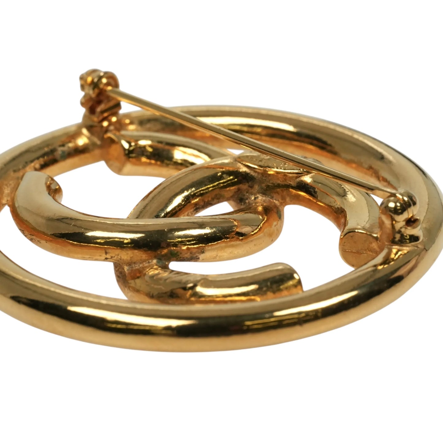 CHANEL CC Logo Brooch 03P - Gold
