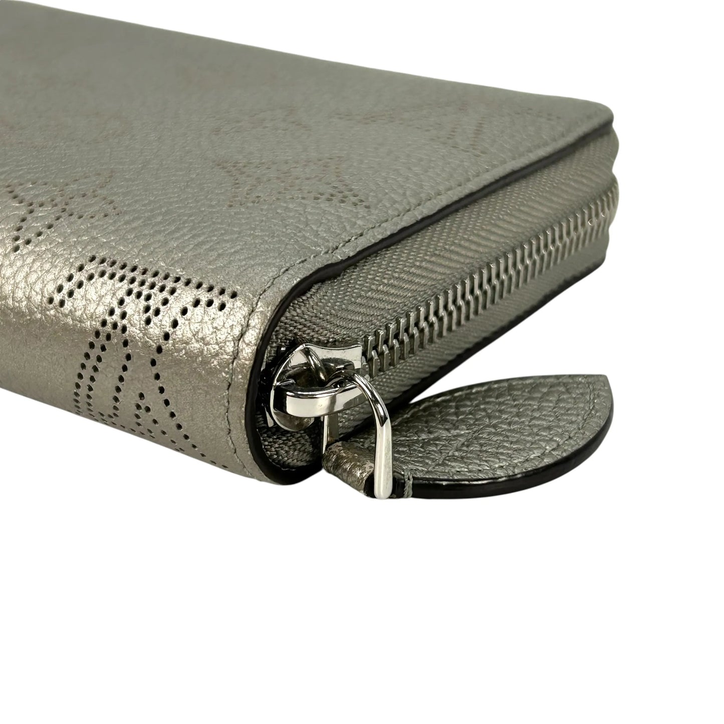 Louis Vuitton Monogram Mahina Long Wallet - Silver
