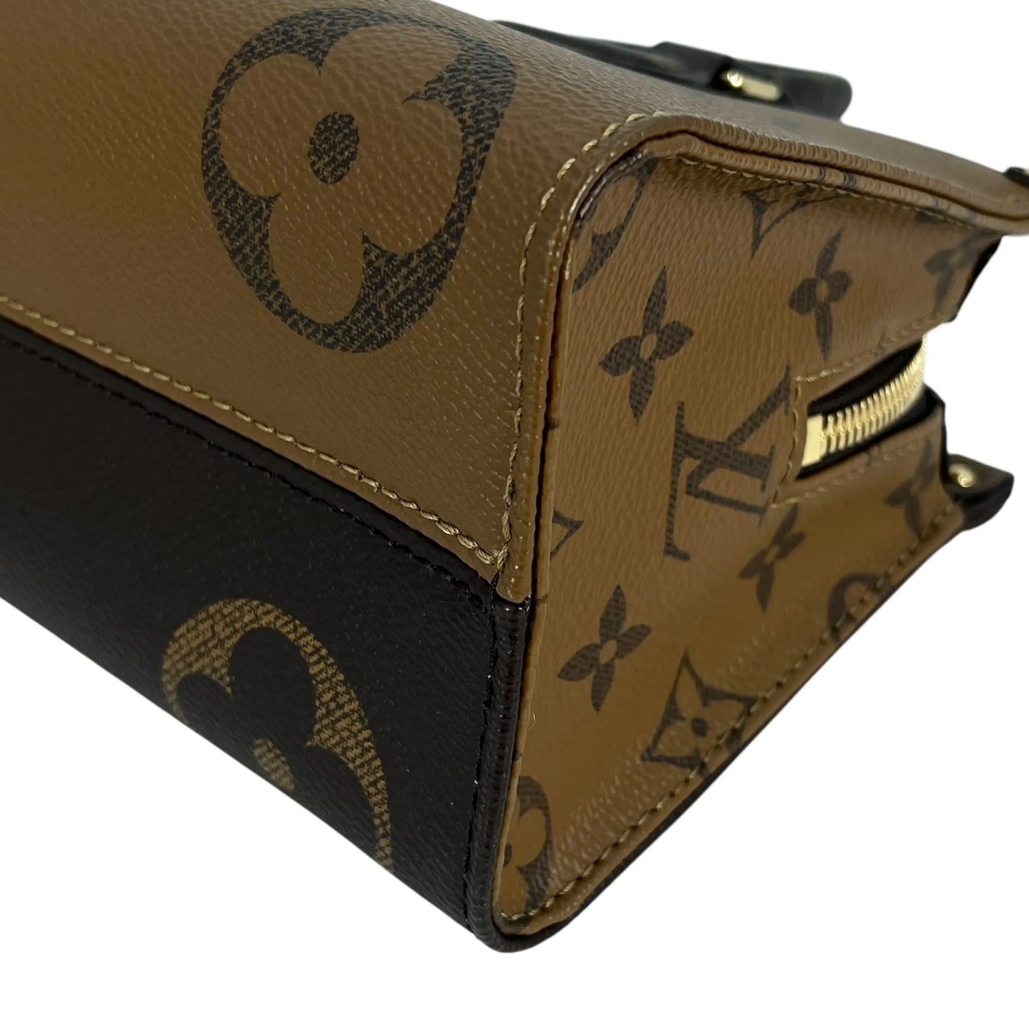 Louis Vuitton Monogram Reverse On The Go EW - Brown