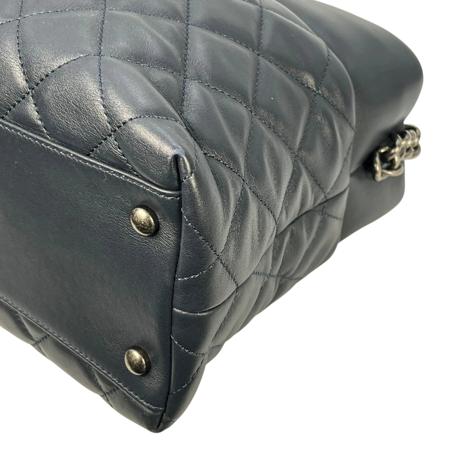 CHANEL Matelasse Tweed and Quilted Aged Calfskin Medium Hand Bag Chain Shoulder Bag - Navy
