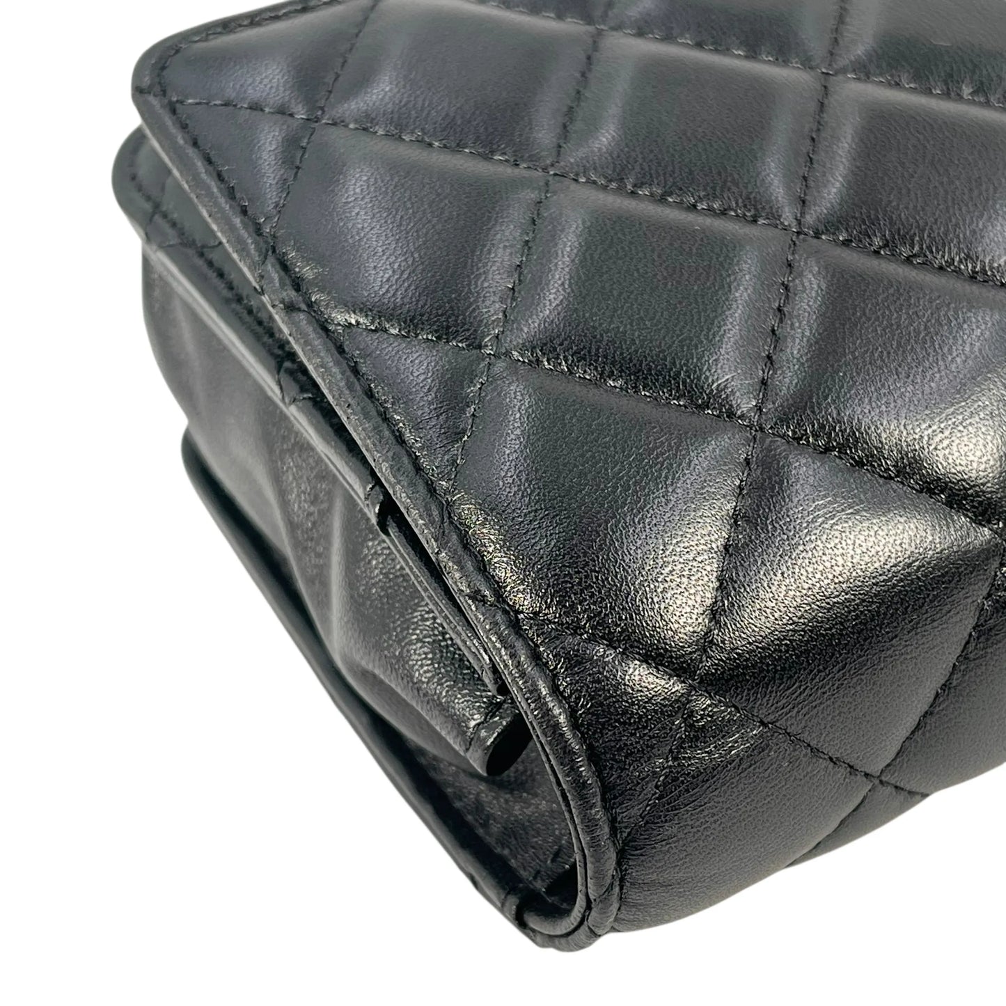 CHANEL Matelasse Lamskin Chain Wallet - Black