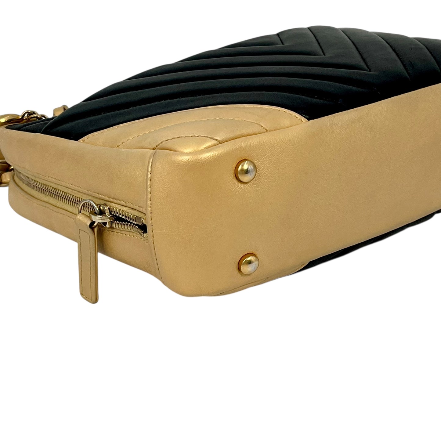 CHANEL Chevron V-Stitch Coco Mark Hand Bag