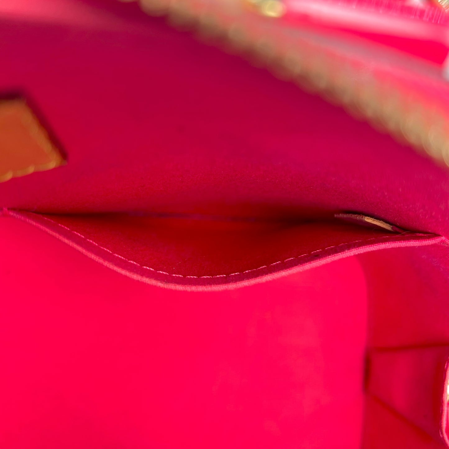 Louis Vuitton Vernis Alma PM Hand Bag - Pink