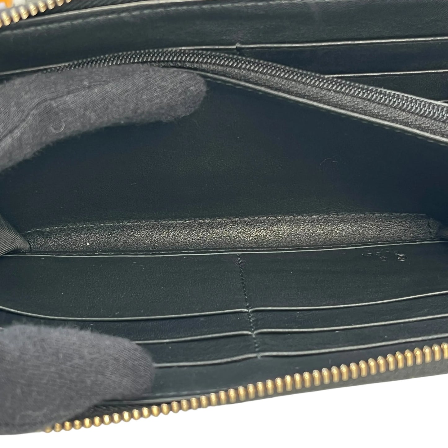 GUCCI Microguccissima Round Zip Long Wallet - Black