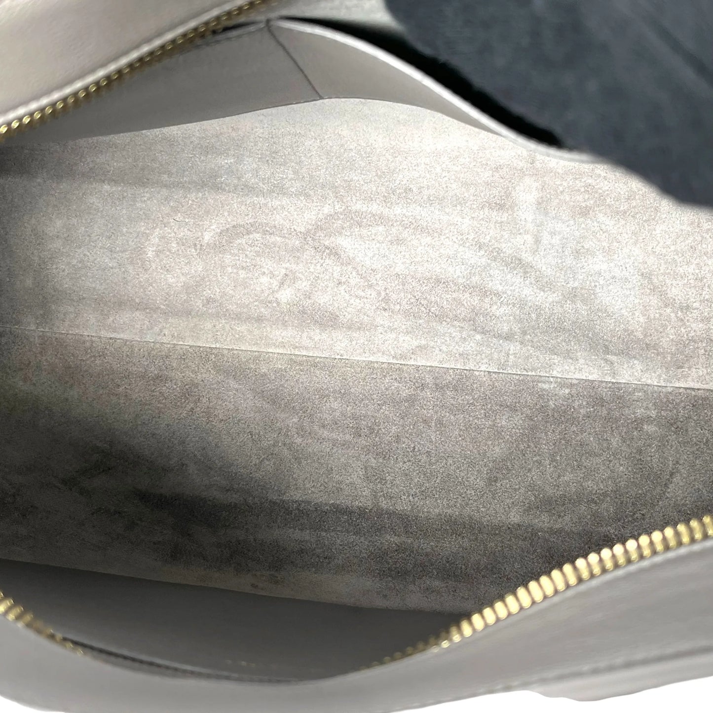 Saint Laurent Cabas Leather Hand Bag - Gray