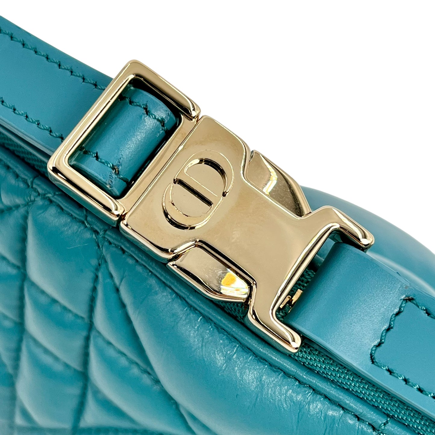 Dior Nomadoi pouch