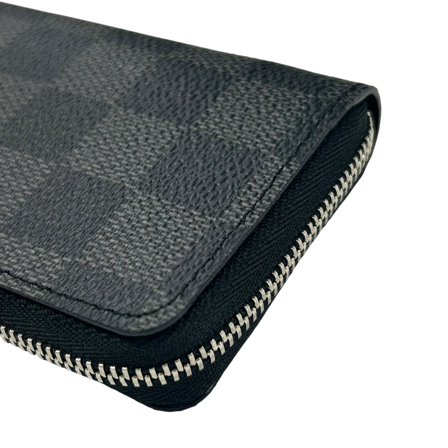 Louis Vuitton zippy Coin Puese