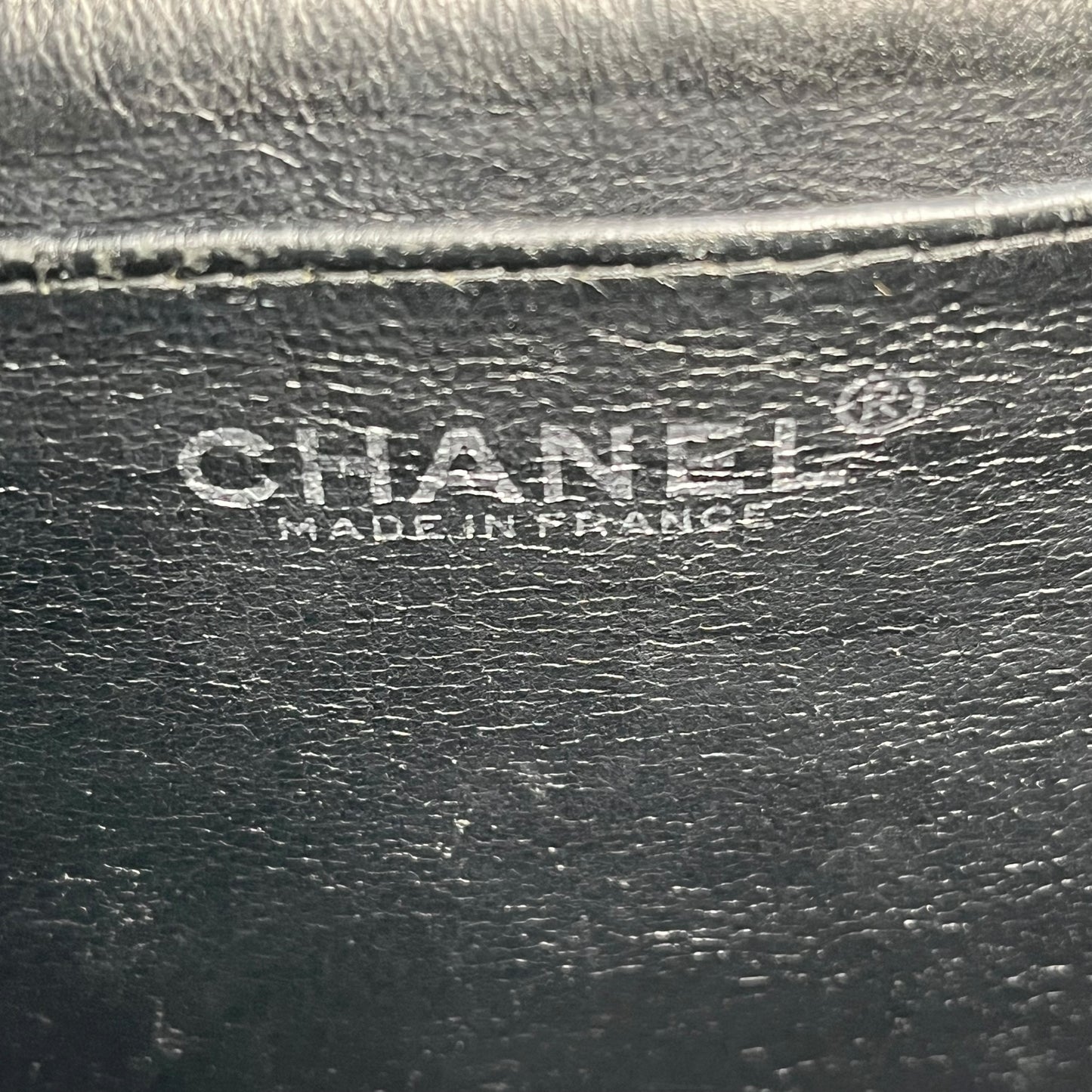 CHANEL Caviar Skin Matelasse Chain Shoulder Bag - Black
