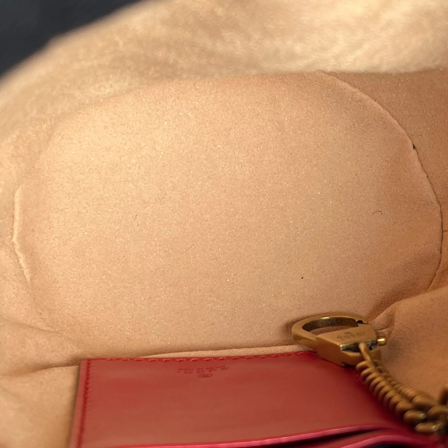 GUCCI GG Marmont Mini Bucket Bag - Red