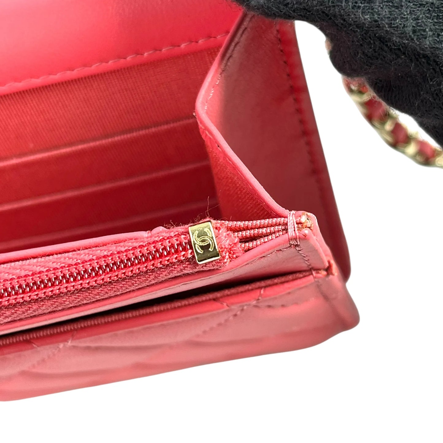 CHANEL Materasse Lamb Skin Chain Wallet - Pink