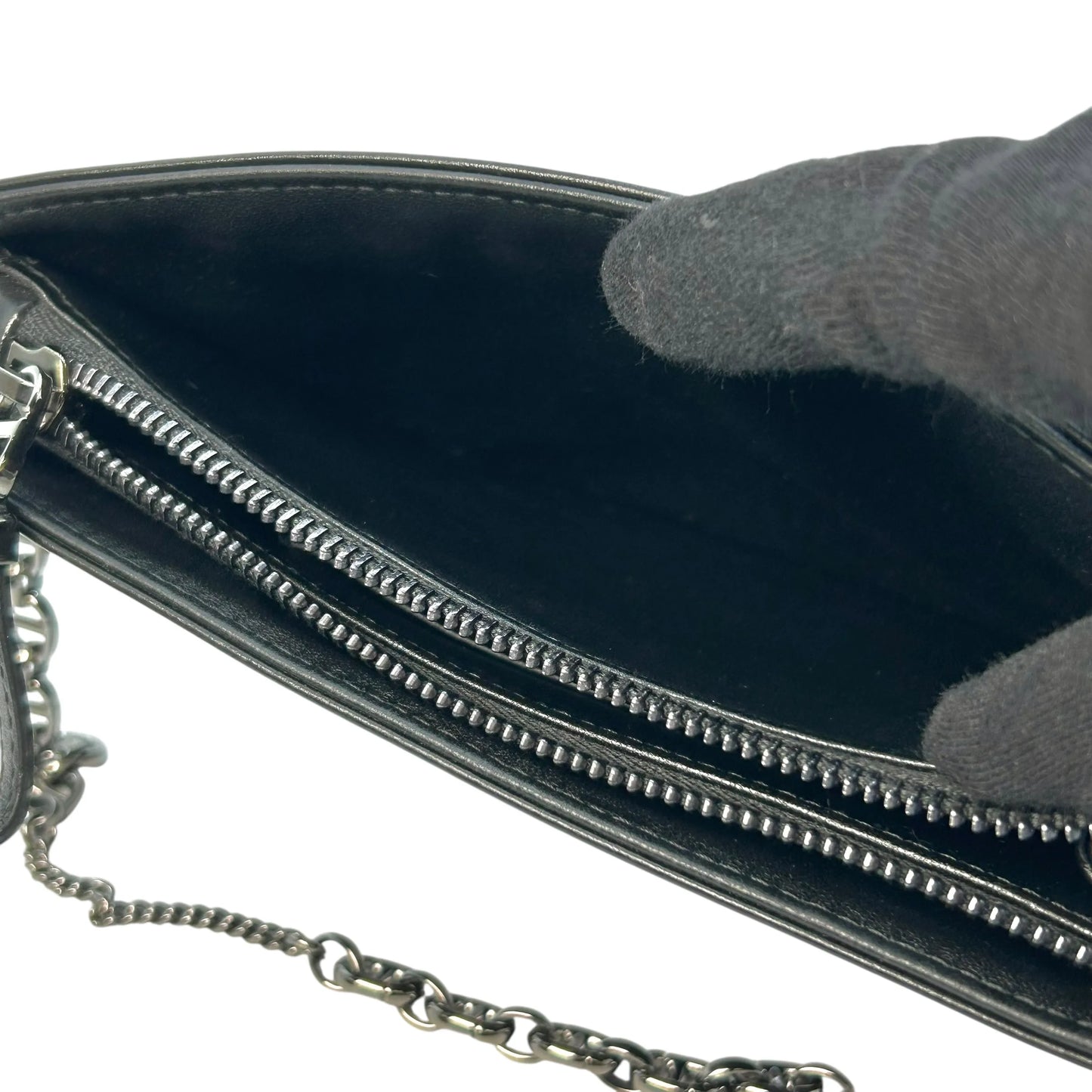 Dior Caro Diamond Calfskin Zipped Pouch With Chain Wallet Shoulder Bag - Black