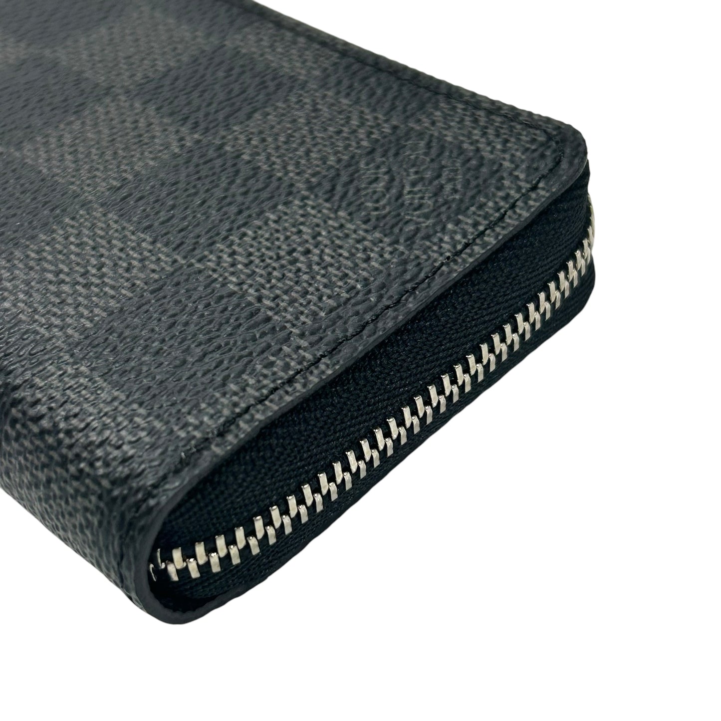 Louis Vuitton zippy Coin Puese