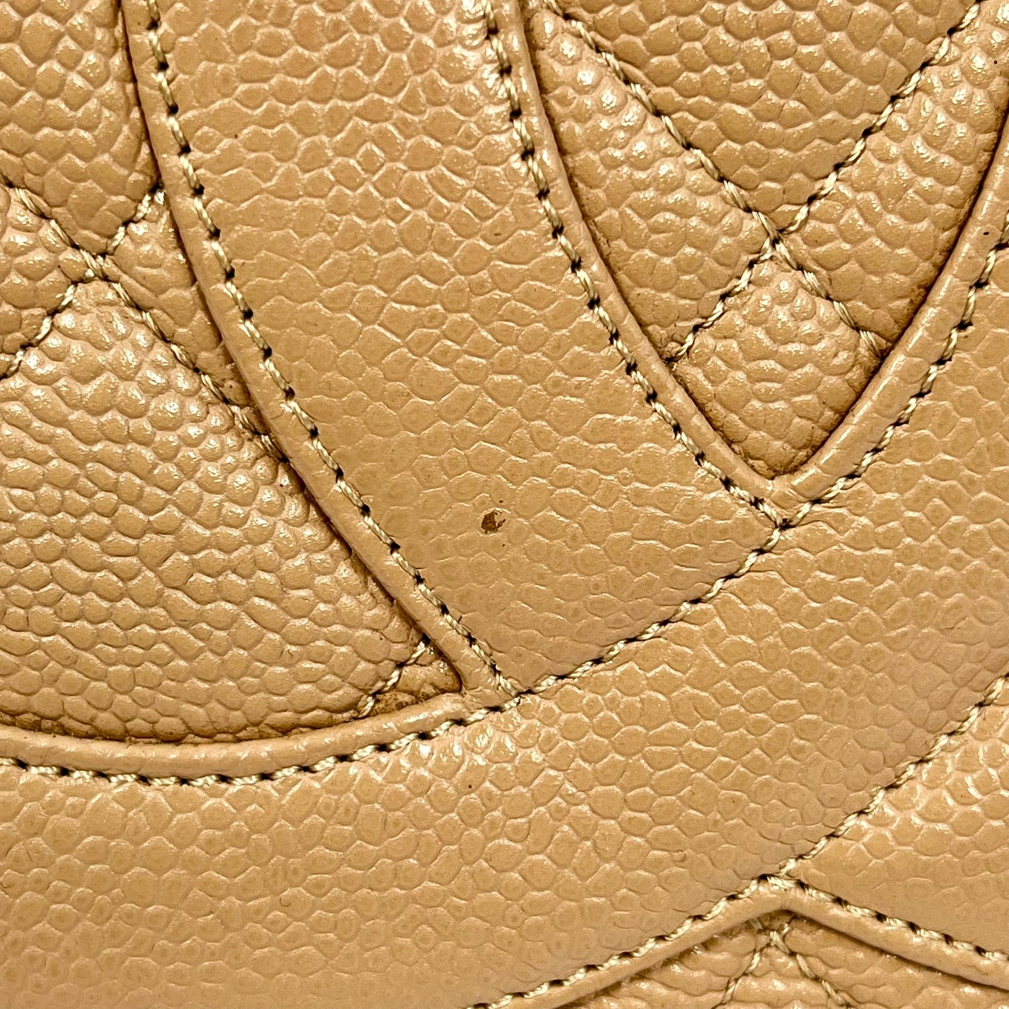 CHANEL Reprinted tote SVmetal fittings
