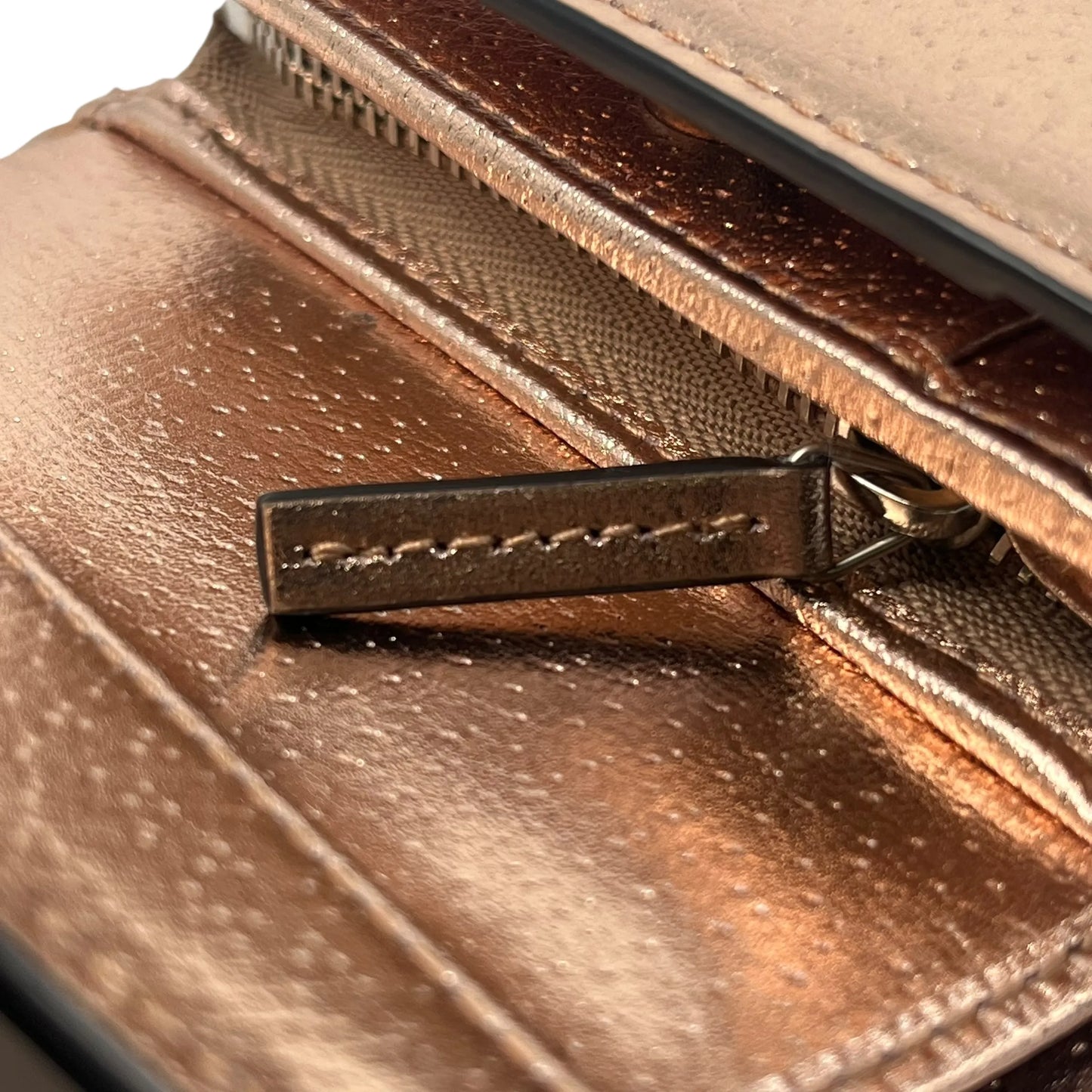 GUCCI Dionysus Compact Wallet - Pink Gold