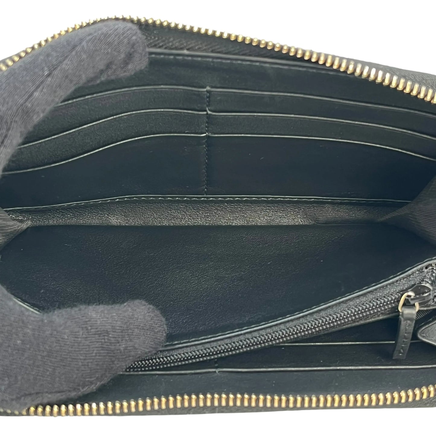 GUCCI Microguccissima Round Zip Long Wallet - Black