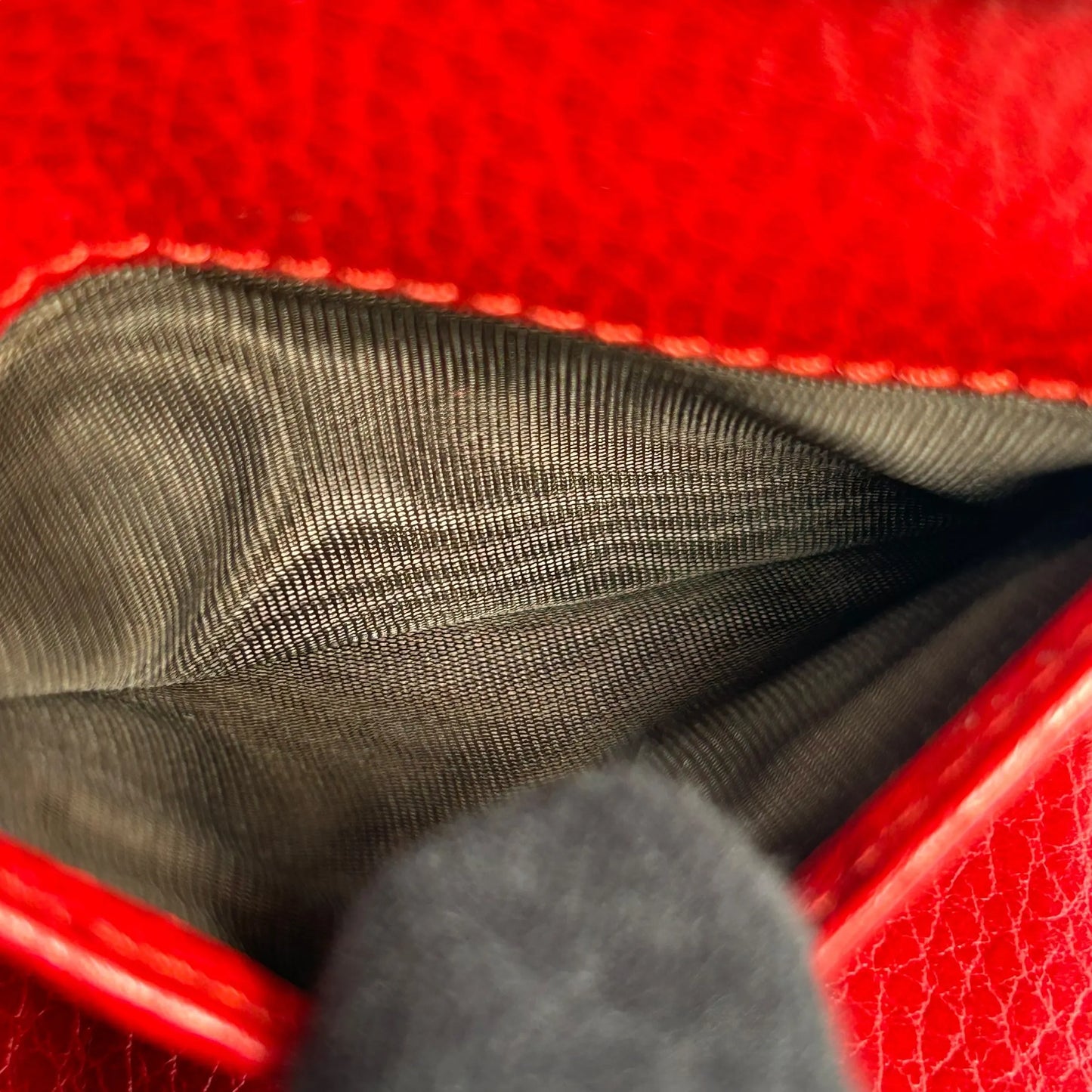 GUCCI GG Marmont Leather Trifold Compact Wallet - Red