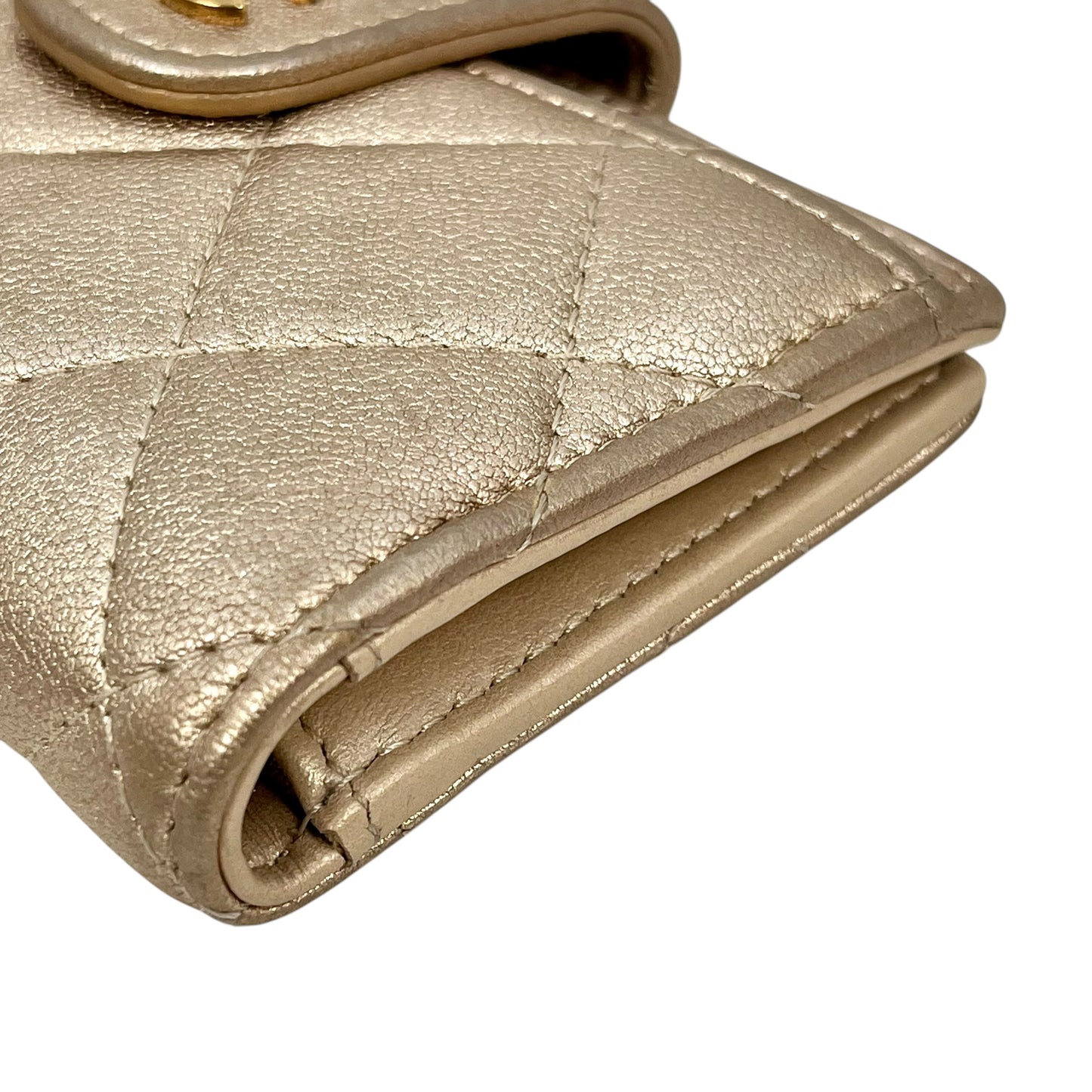 CHANEL Matelasse Caviar Skin Metallic Bi-fold wallet