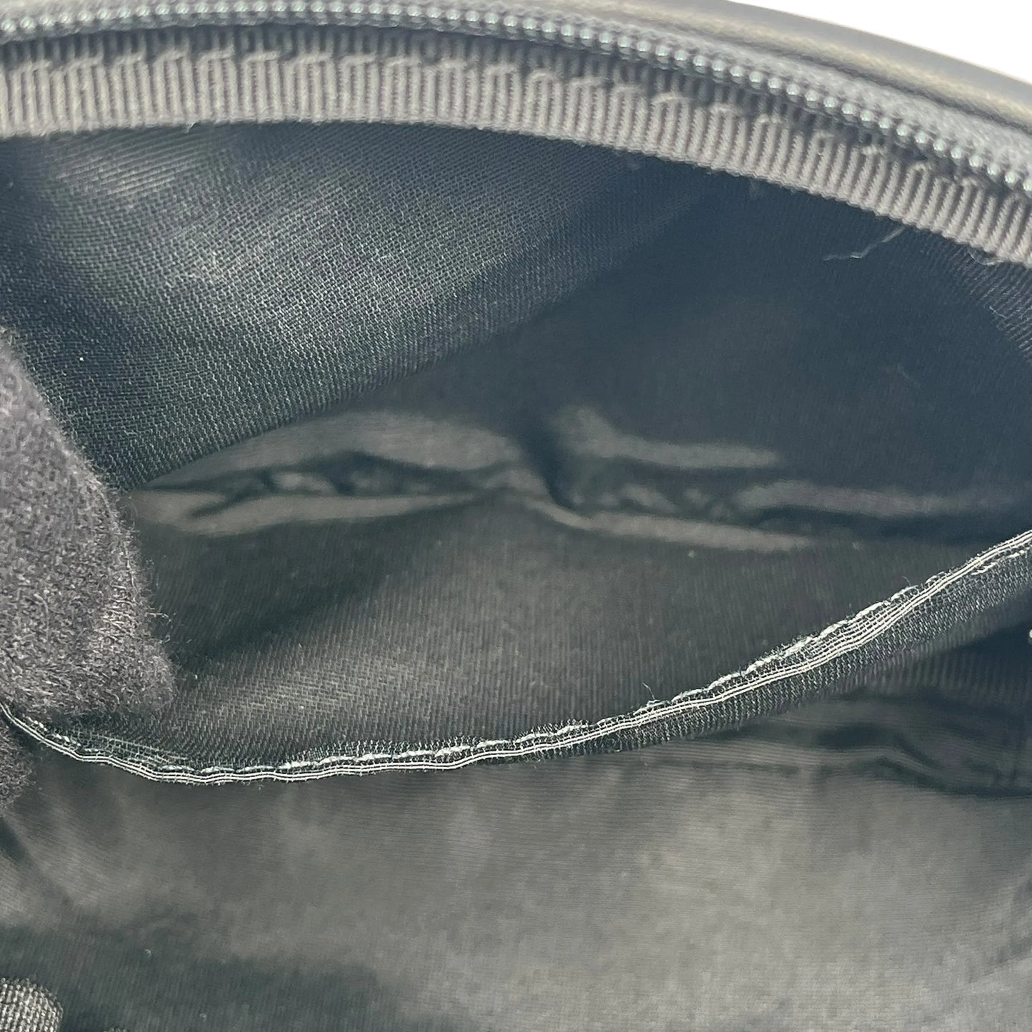 GUCCI GG Canvas Shoulder Pouch Mini Bag - Black