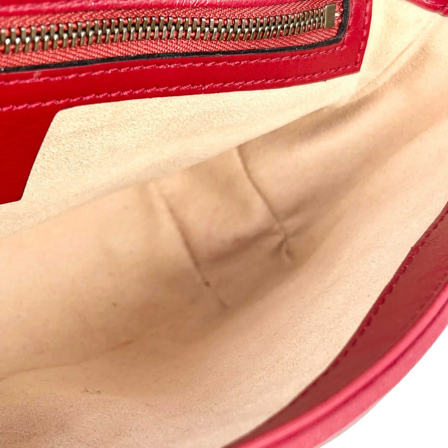 GUCCI GG Marmont Quilted Chain Shoulder Bag