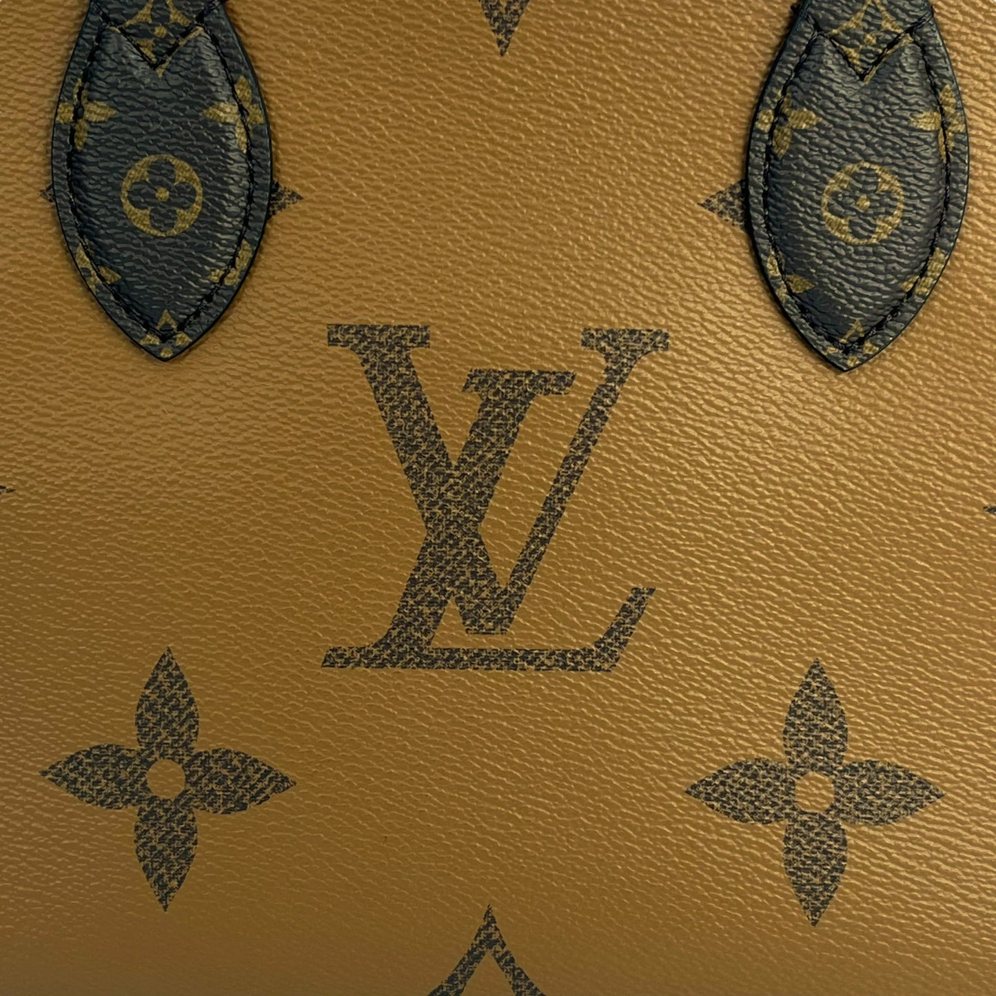 Louis Vuitton On The Go PM Hand Bag Shoulder Bag - Brown