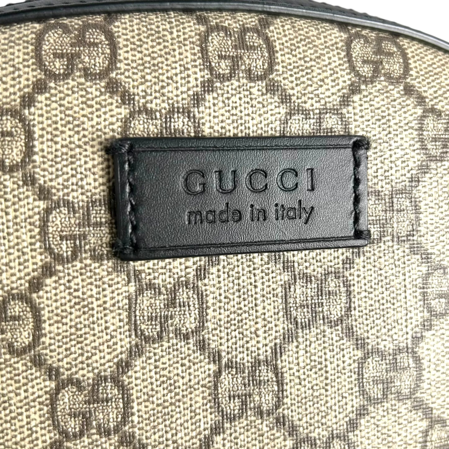 GUCCI GG Supreme Canvas Small Backpack - Beige Black
