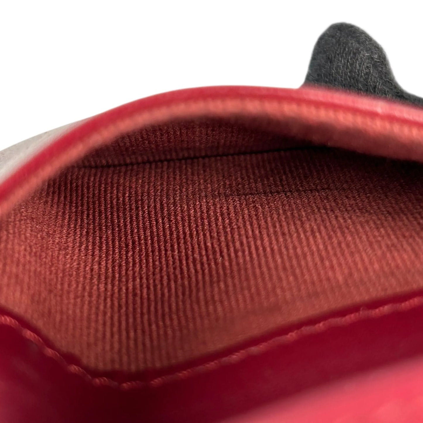 CHANEL Materasse Chanel 19 Compact Wallet - Red