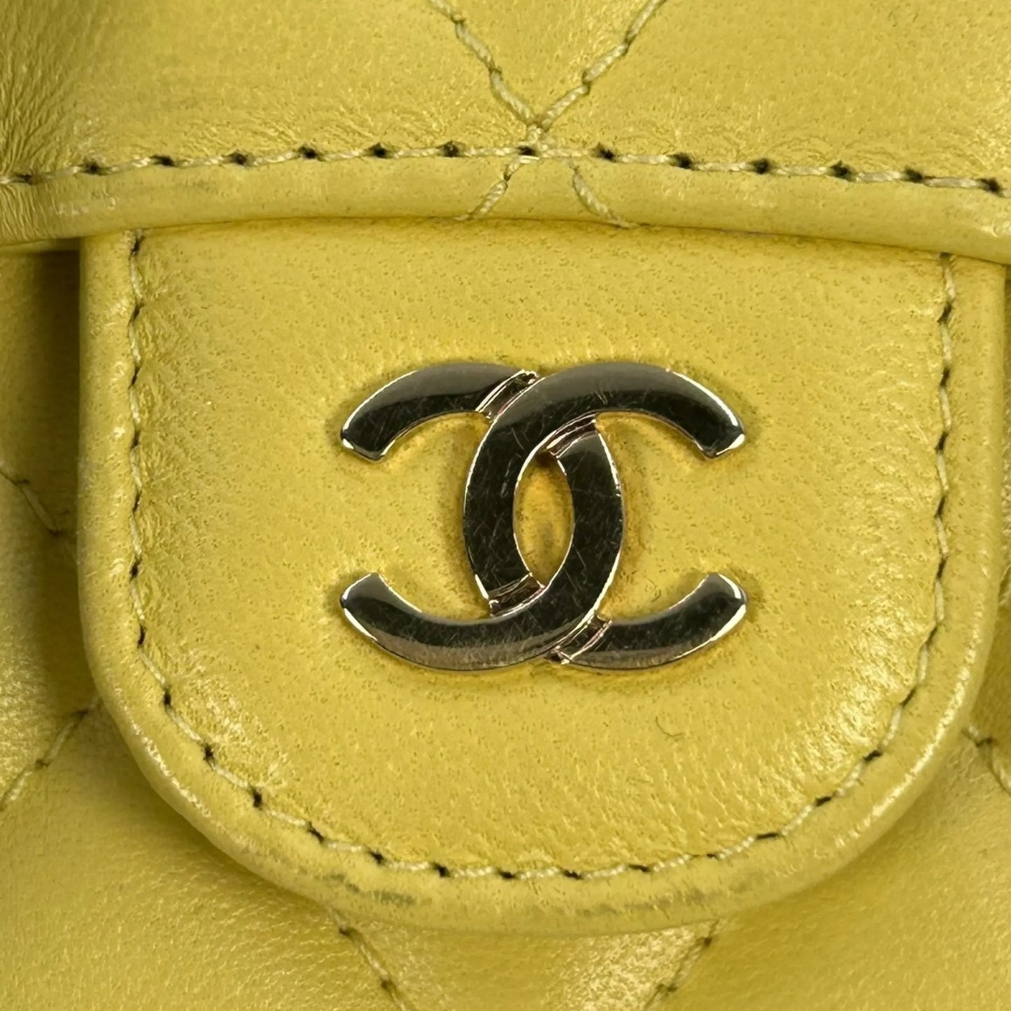 CHANEL Matelasse Classic Flap Lambskin Coin Case - Yellow