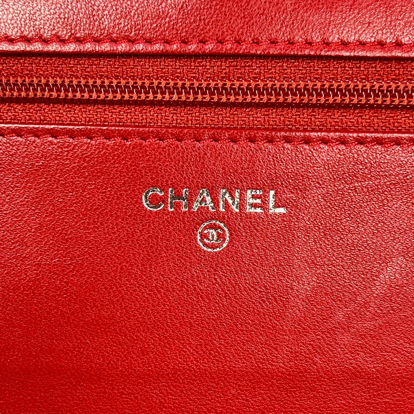 CHANEL Matelasse Chain Wallet Shoulder Bag - Red