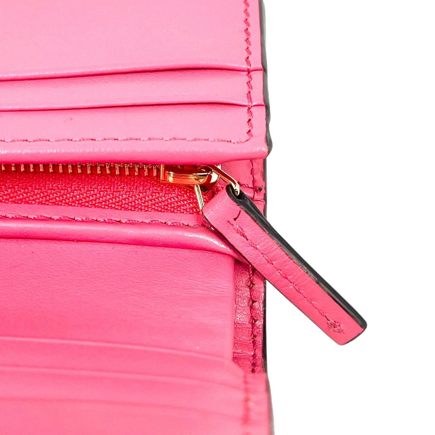 GUCCI GG Matelasse Card Case Compact Wallet - Pink