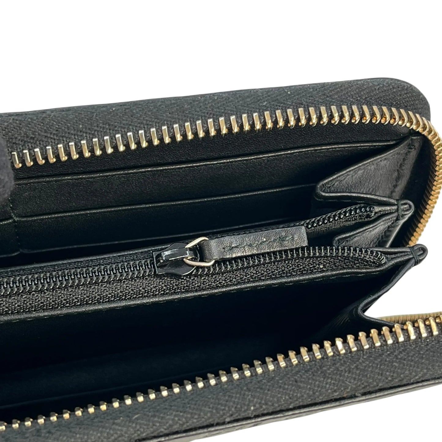 GUCCI Microguccissima Round Zip Long Wallet - Black