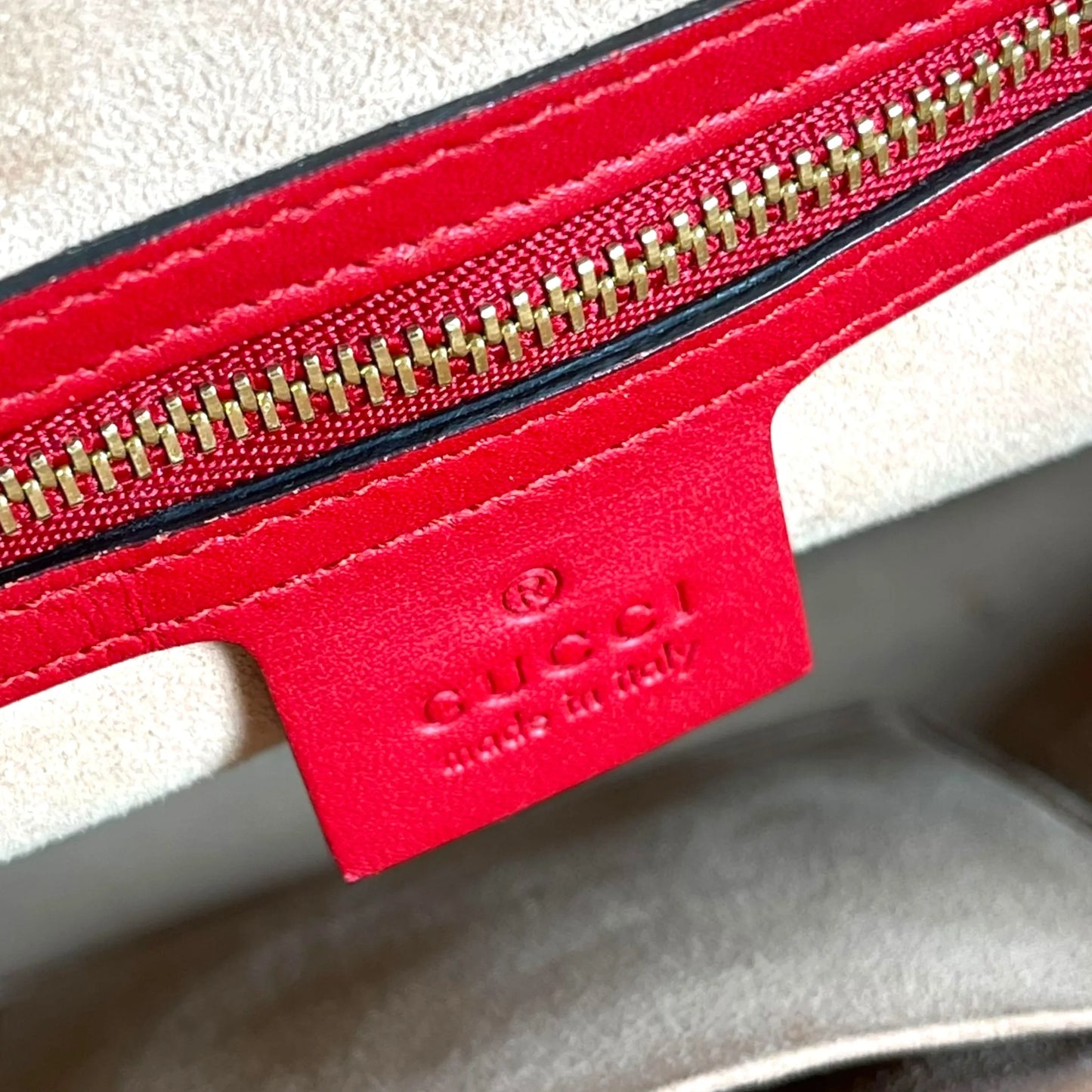 GUCCI GG Blooms GG Supreme Canvas Tote Bag - Red