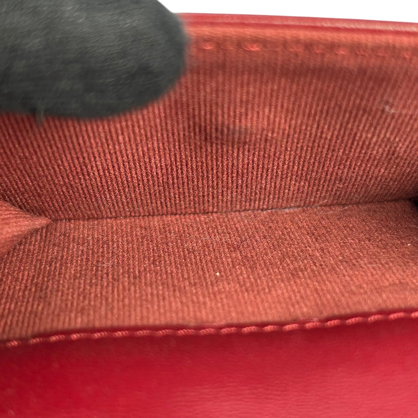 CHANEL Materasse Chanel 19 Compact Wallet - Red