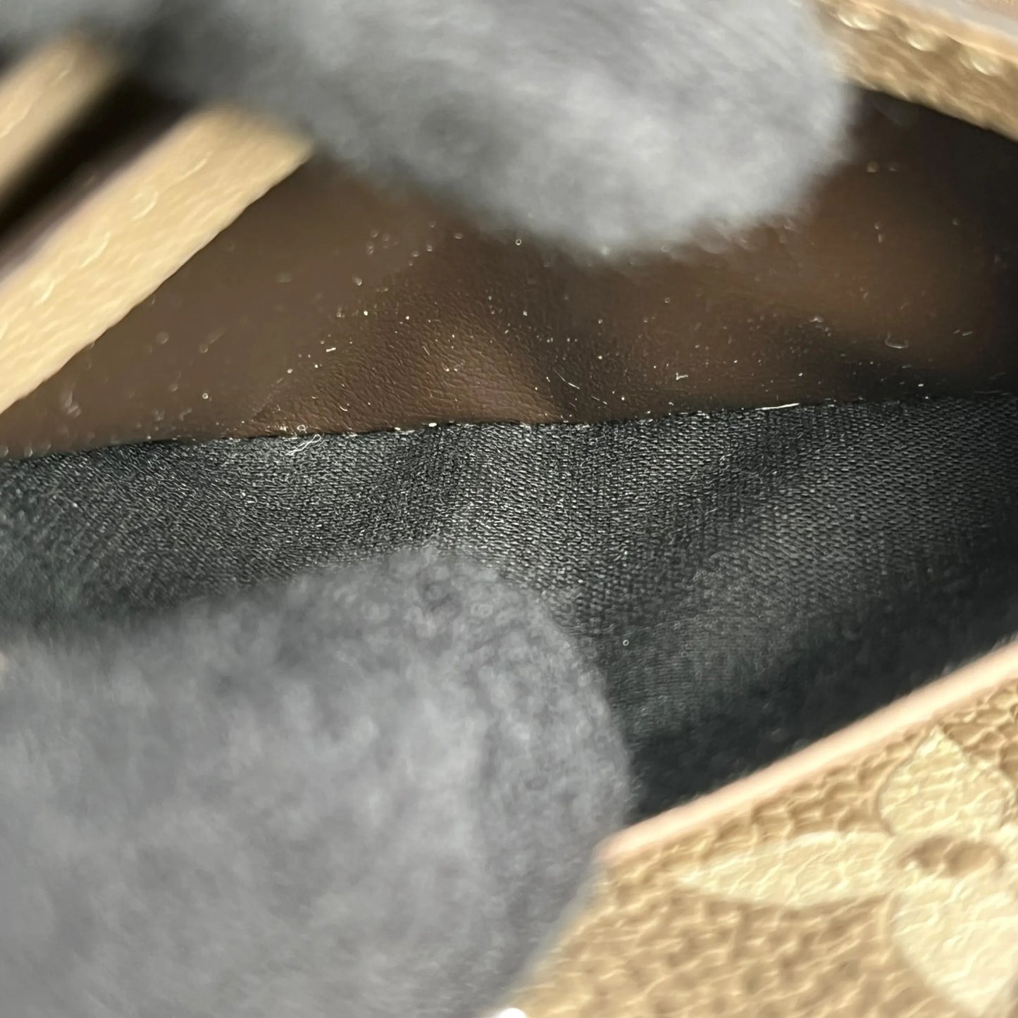 LOUIS VUITTON Pochette Felicie Monogram Empreinte Chain Wallet - Beige