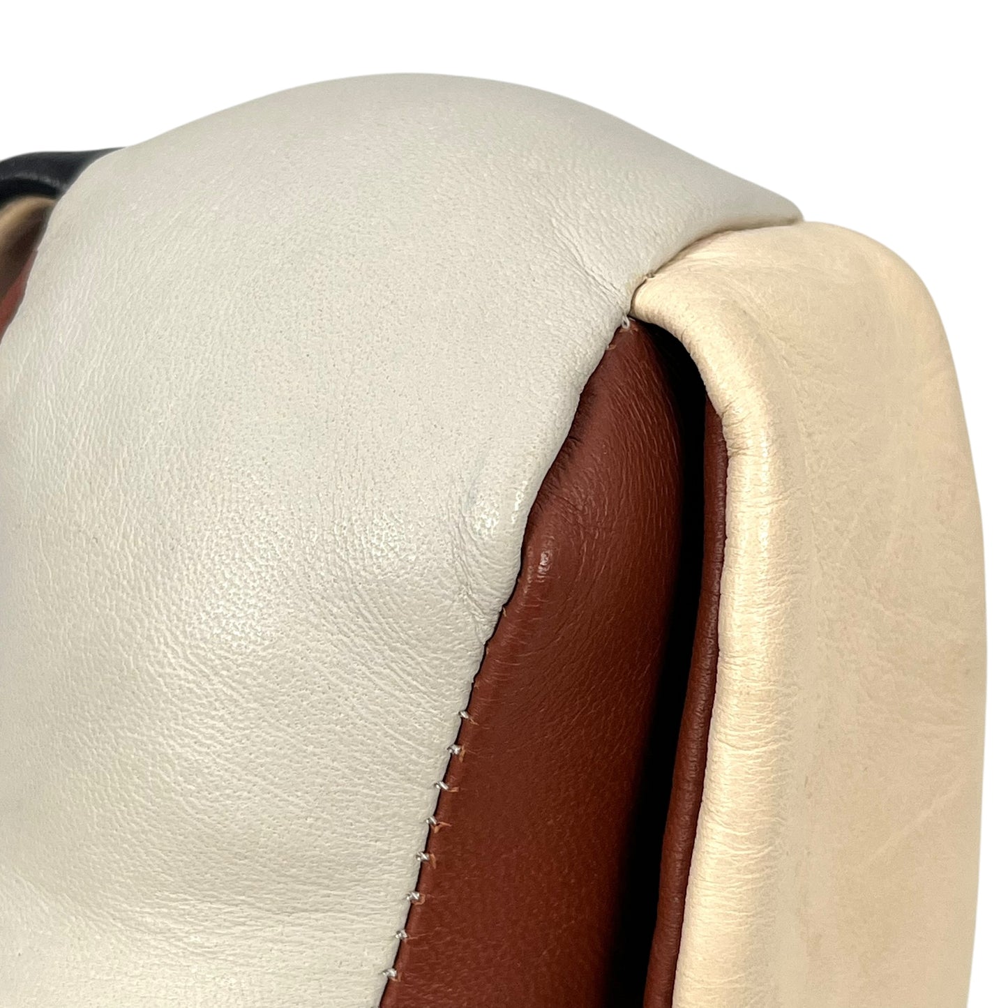 Louis Vuitton Doudou Oscar Dog