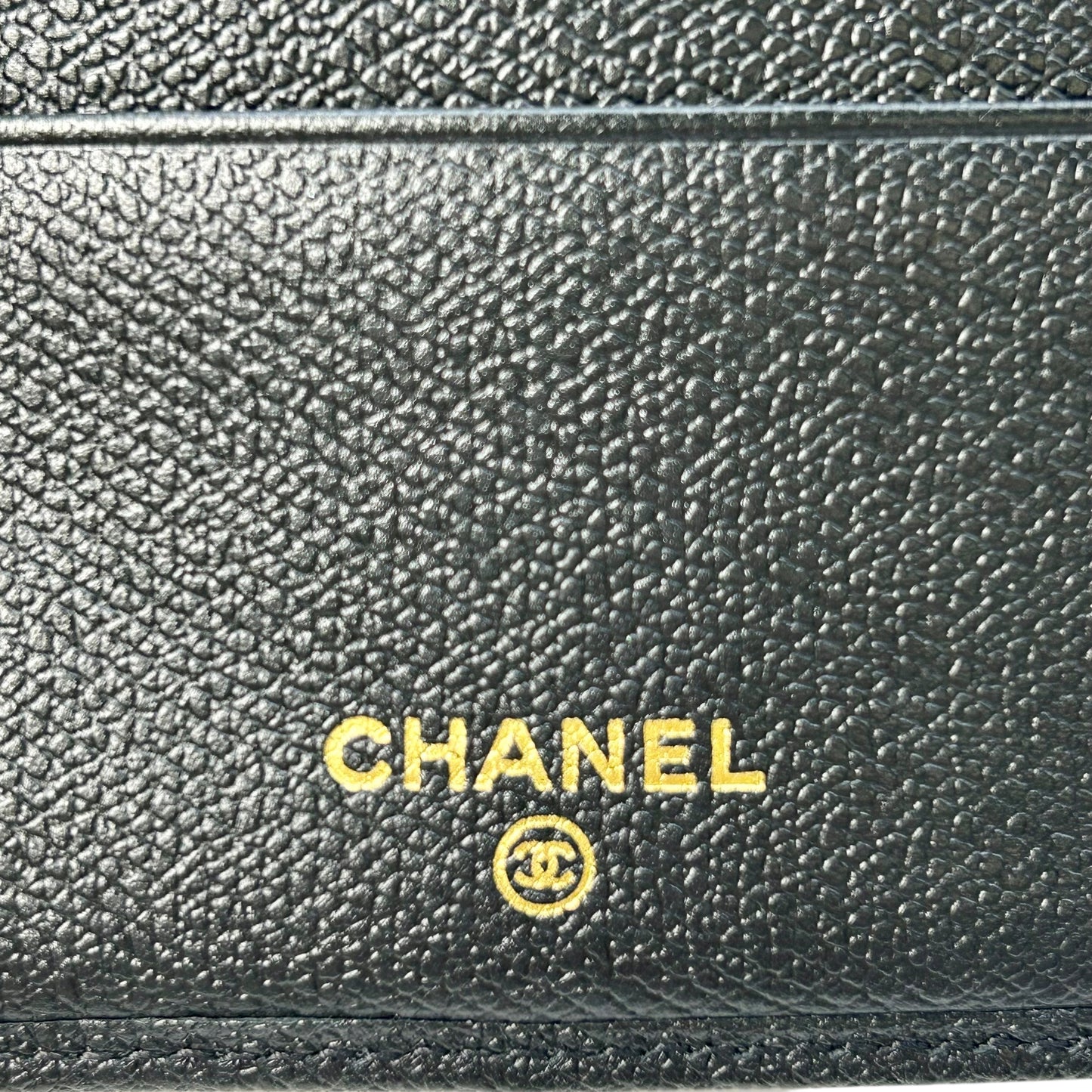 CHANEL Coco Button Compact Wallet - Black