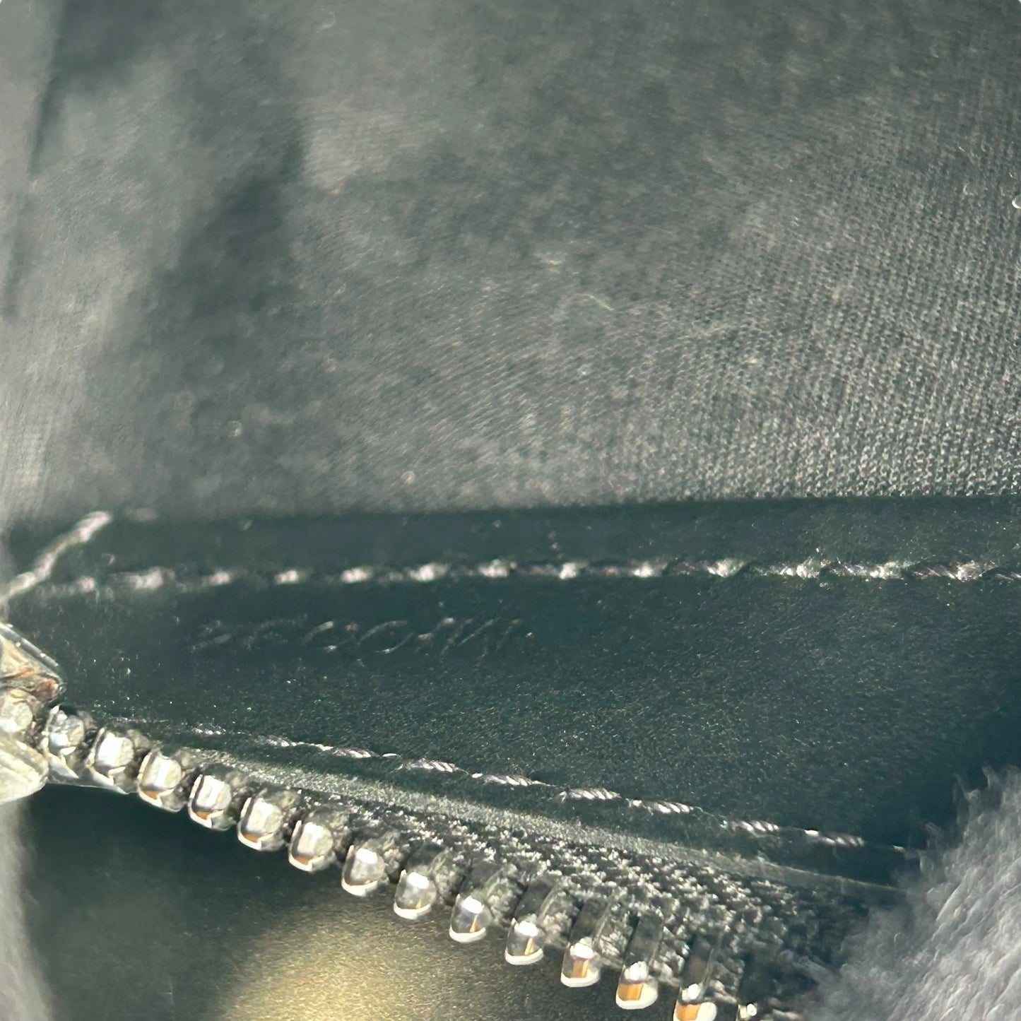 Louis Vuitton Mat Fowler Hand Bag