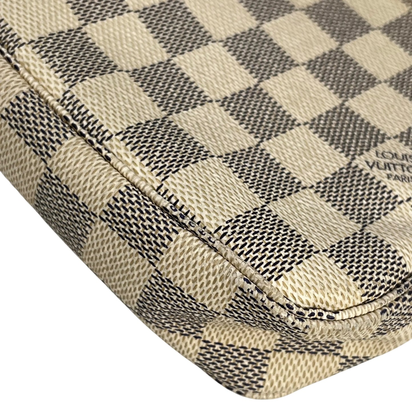 Louis Vuitton Damier Azur Pochette Accessories Pouch - White