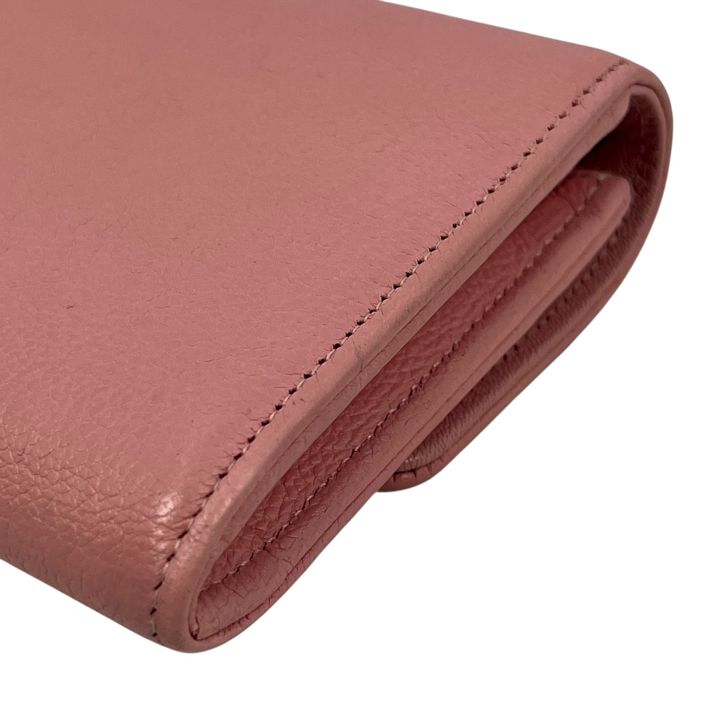 CHANEL Caviar Skin Bi-Fold Long Wallet - Pink